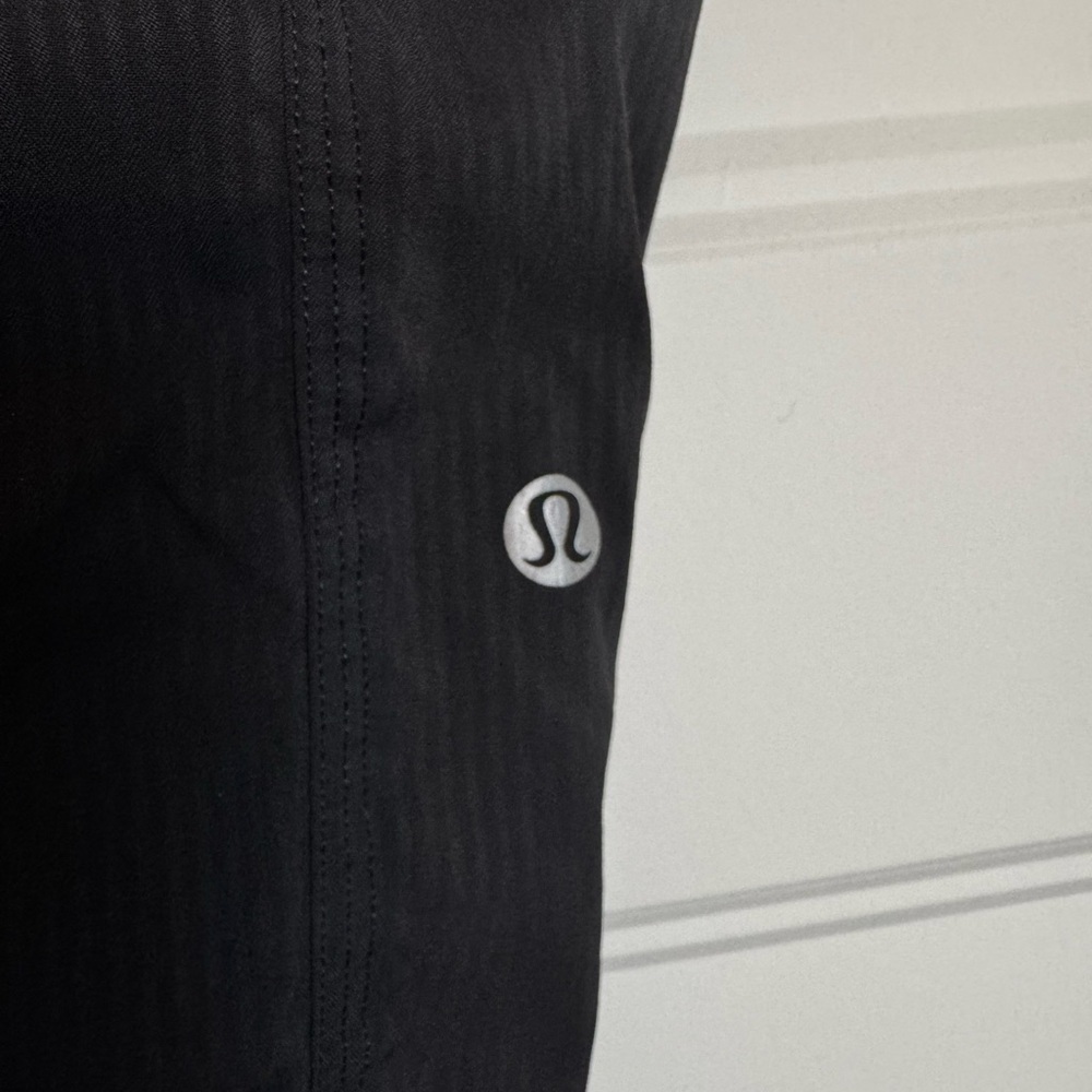 lululemon athletica - Street To Studio Pant II Black - Water-repellent - Size 2 - Picture 6 of 14